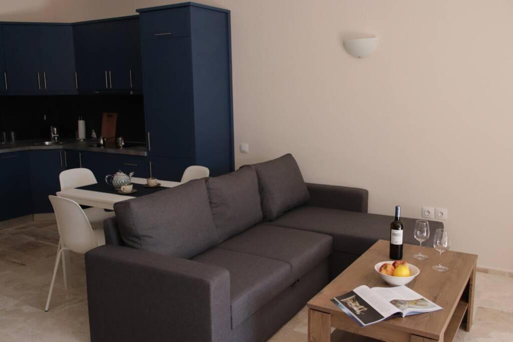 Studio On The Beach Лутракі Екстер'єр фото